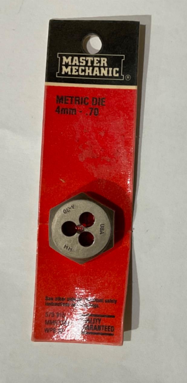 Master Mechanic 573 915 4mm - .70 Metric Die USA