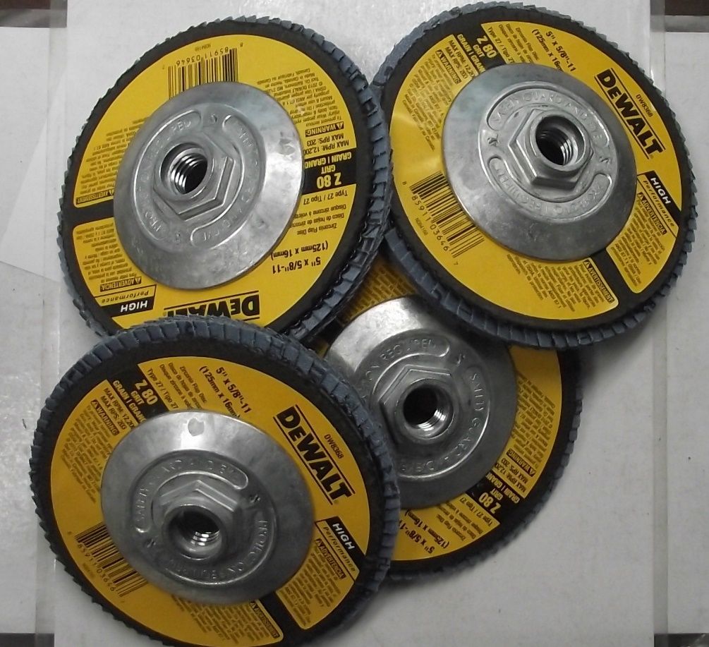 Dewalt DW8368 5" x 5/8-11 Hub Z80 Grit Zirconia Flap Discs 5pcs.