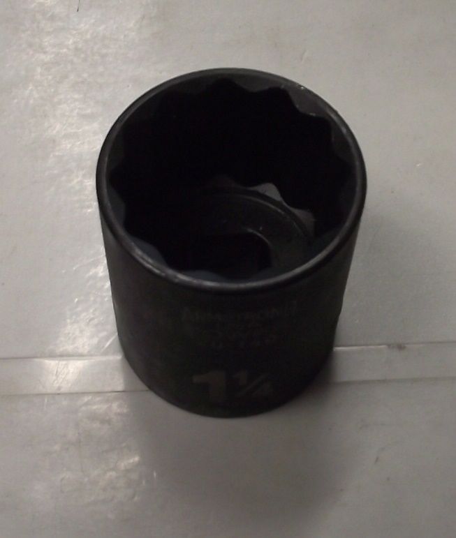 Armstrong 20-140 1-1/4" 12 Point 1/2" Drive SAE Socket USA