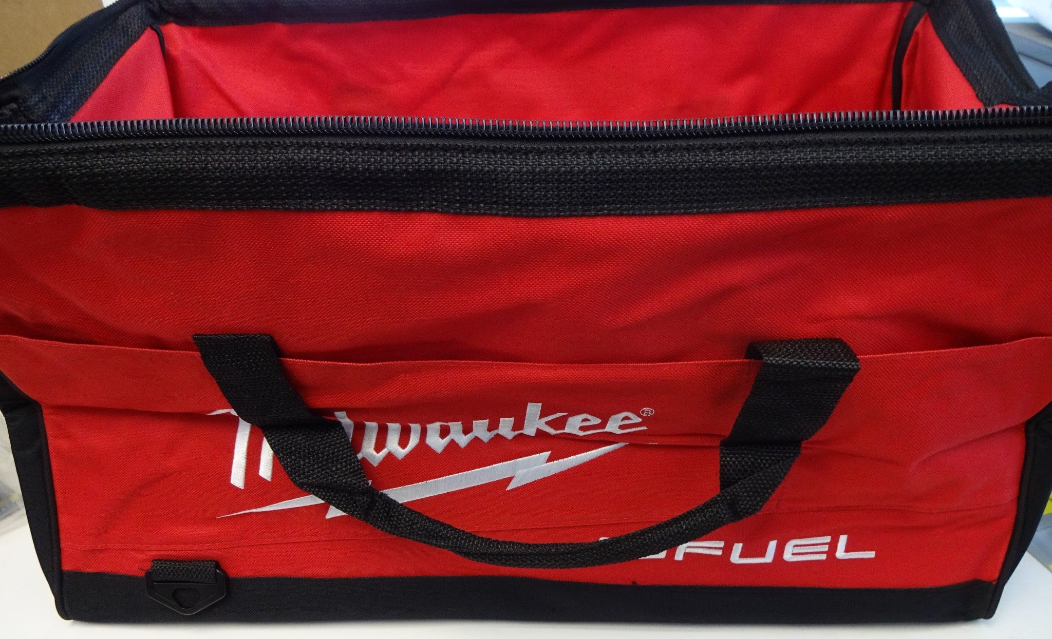 Milwaukee m18 outlet fuel tool bag