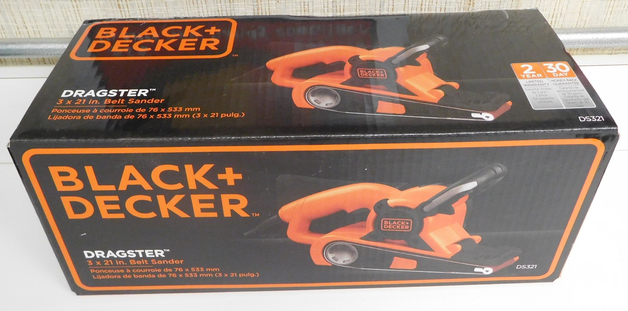 BLACK+DECKER 7-Amp 3-Inch X 21-Inch Dragster Belt Sander, DS321 