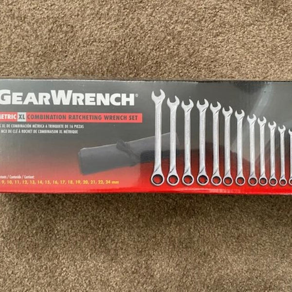 GEARWRENCH 85099R XL Ratcheting Combination Metric Wrench Set 16 Pc. 12  Point