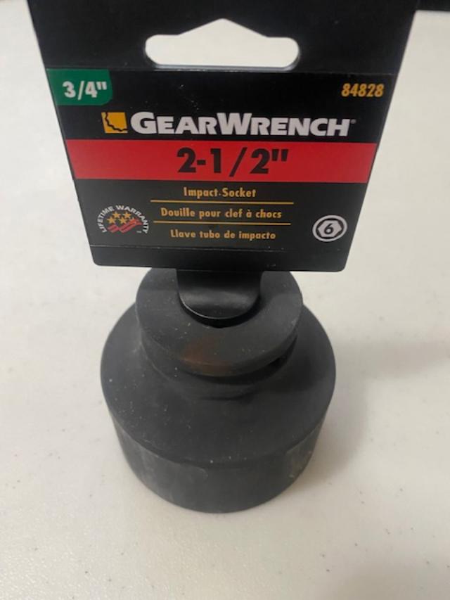 GEARWRENCH 84828 3/4" Drive 6 Point Standard Impact SAE Socket 2-1/2"